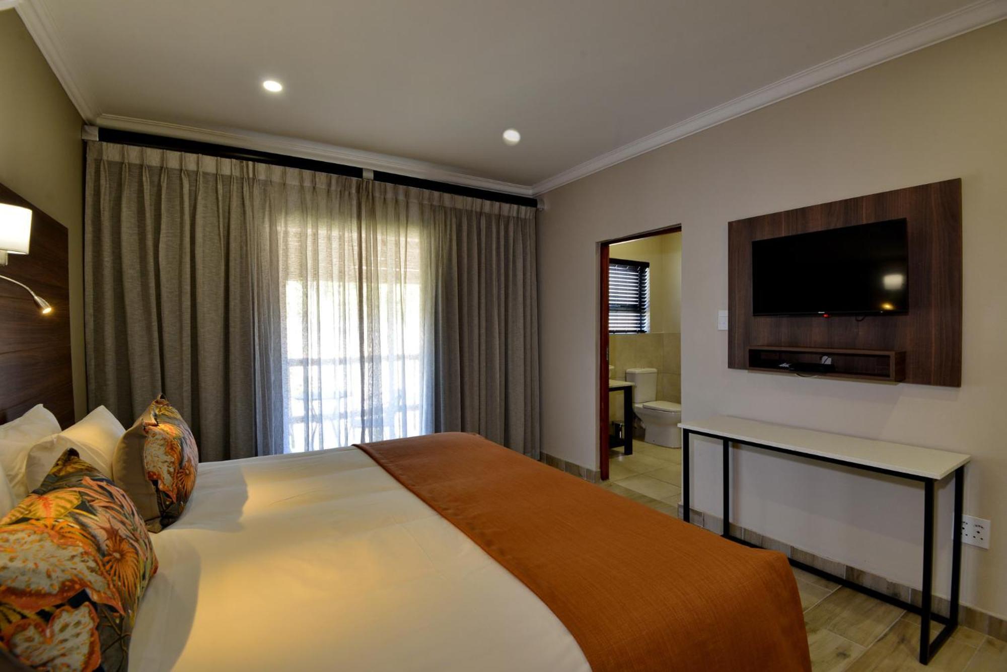 Seasons Golf, Leisure, Spa Hartbeespoort Exterior photo