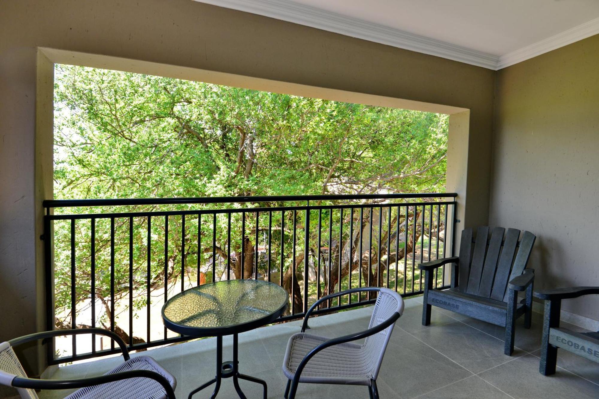 Seasons Golf, Leisure, Spa Hartbeespoort Exterior photo